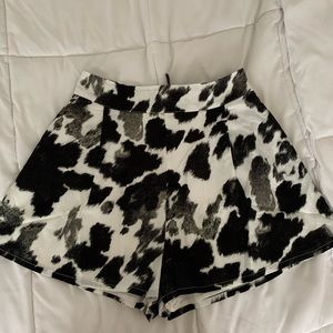 NWT WeWoreWhat Cowhide Print Etoile Shorts